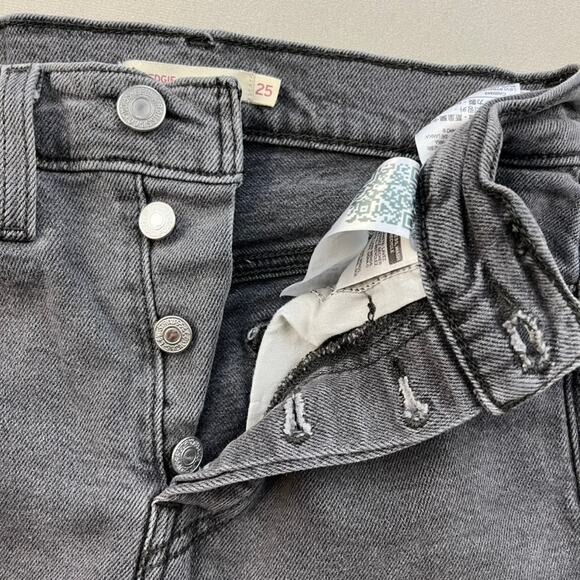 Levi's Straight Leg Jeans in Faded Gray - Picture 7 of 14